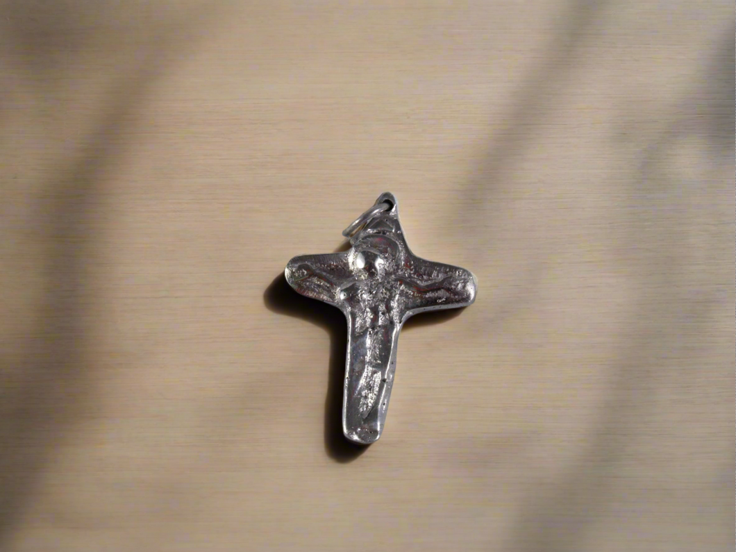 0015 CRUZ DE LA UNIDAD CUELLO